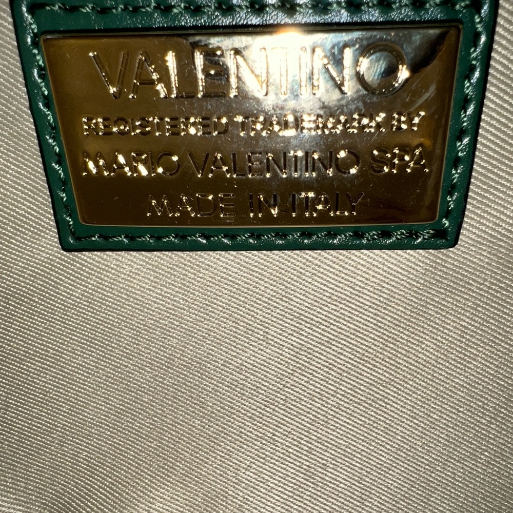 VALENTINO by Mario Valentino Diana Monogram Leather Crossbody Bag in Green - NWT - Picture 9 of 10